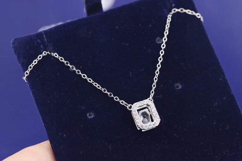Swarovski Necklace 05lyx324